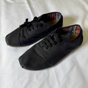 TOMS - Cordones - Black Alden Men’s Size 9.5